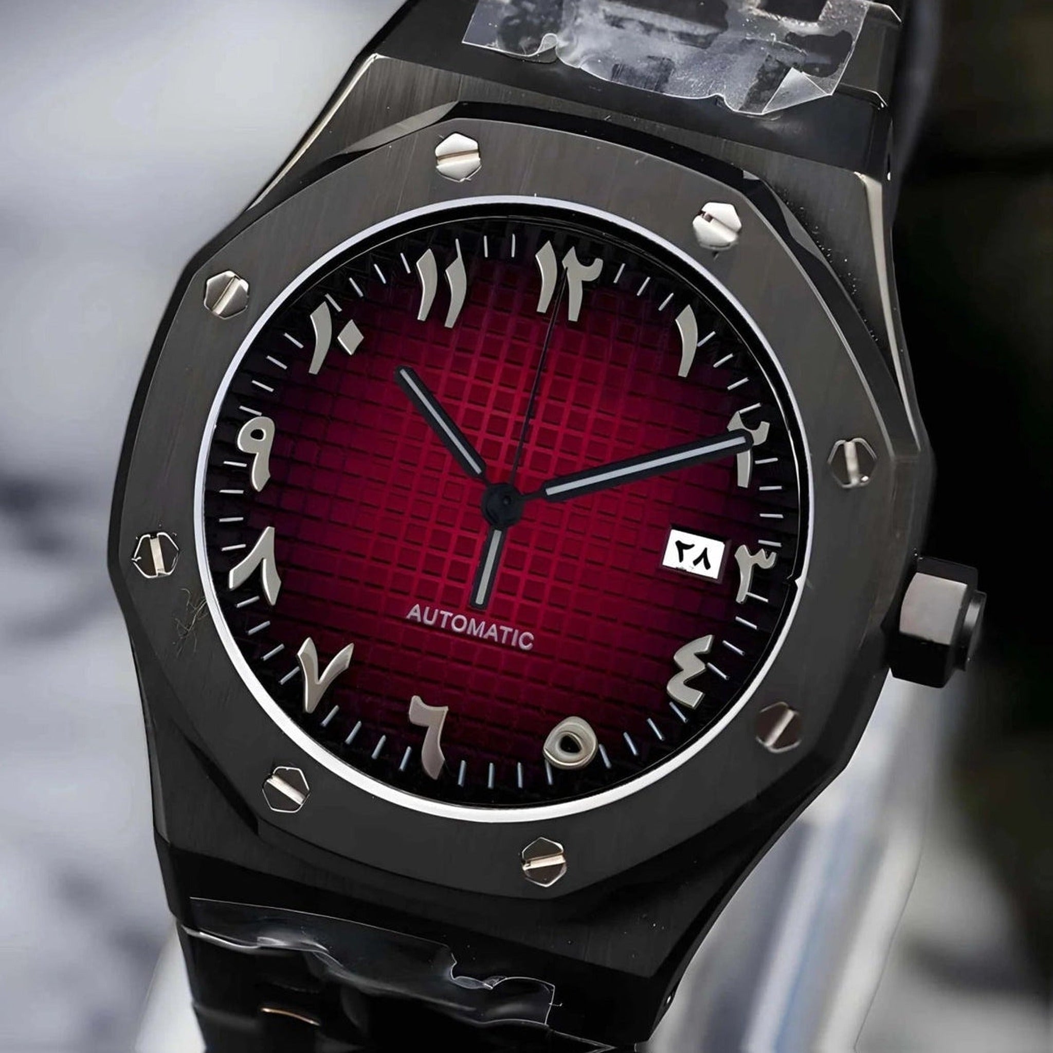 Seikoak Red Black Arabic